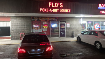 Flo's Poke-a-dot Lounge food