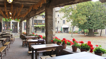 Hostellerie du Vieux Pérouges food