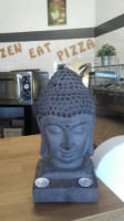 Zen Eat Pizza food