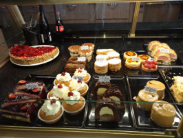 Cafe Patisserie Dussourd food