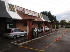 Mcdonald's outside