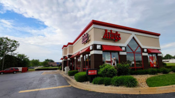 Arby's outside