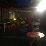 Cafe Del Marsh Dentro