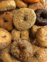 Montague Street Bagels food