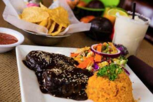 Manny's Uptown Tex-mex food