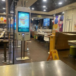 McDonald's Dentro