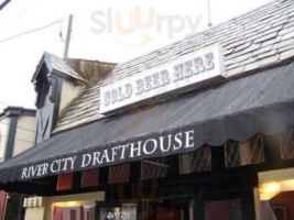 River City Draft House food