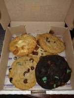 Insomnia Cookies food