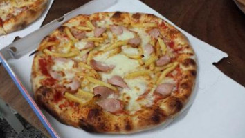 Pizza Piu 55 food