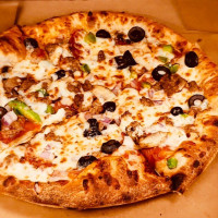 Eureka Pizza food