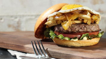 Hopdoddy Burger food