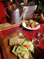 La Taverne food