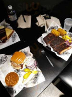 Billy Sims Barbecue food