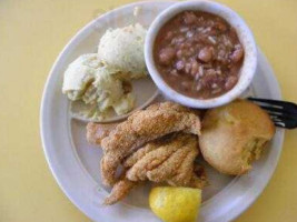 Catfish Corner food