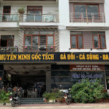 Nhà Hàng Gốc Tếch Huyền Minh outside