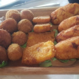 Villa La Quercia food