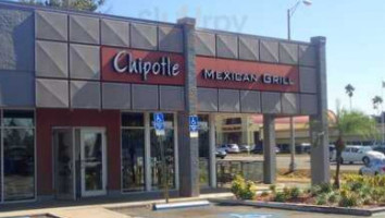 Chipotle Mexican Grill outside