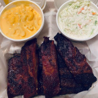 Eli's BBQ food