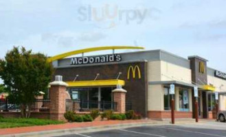 Mcdonald's outside