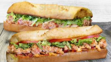 Quiznos Sub food