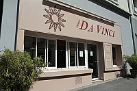 Da Vinci outside