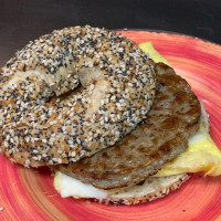 Newtown Bagel food