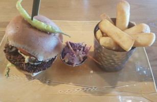 Harvester Trentham Lakes food