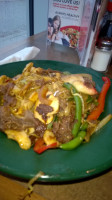 Mongo's Grill food