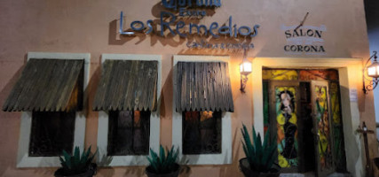 Los Remedios outside