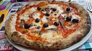 -pizzeria De La Couronne In Courrendl food