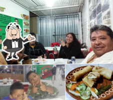 Taco`n Madres Del Cotorro food