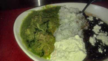 Yola's Cafe food