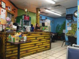 La Placita food