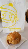 Beard Papa's food