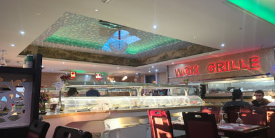 Sushi Wok food