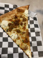 Baker's Pizza food