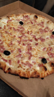 Renaudie Pizza food