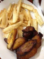 Tina's Cuban Cuisine inside