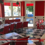 Pizza Simon's Dentro