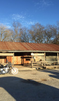 The Hangin' Tree Saloon outside