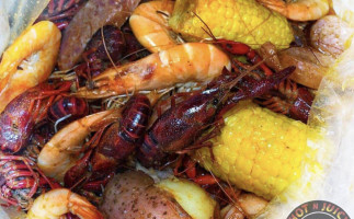 Hot N Juicy Crawfish food