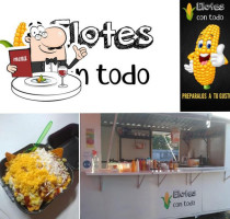 Elotes Con Todo food