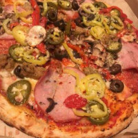 Blaze Pizza food