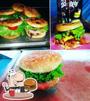 Burguers Aguilar food