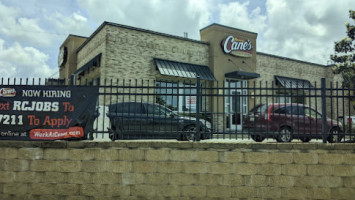 Raising Cane's Chicken Fingers outside