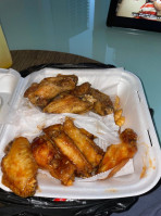 House Of Wings food