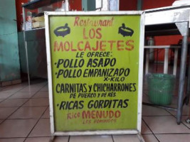 Los Molcajetes food