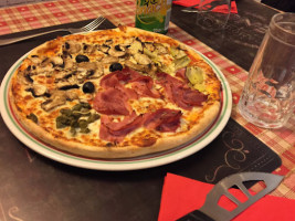 Allo Pizza Da Biagio food