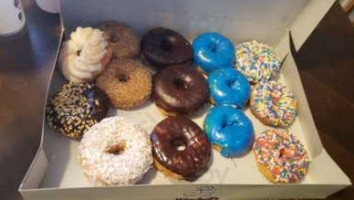 Winchell's Donuts food