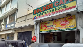 Golden Cafe outside